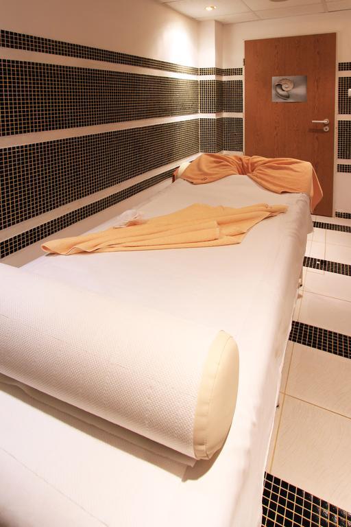 Bona Vita Hotel Golden Sands Eksteriør billede