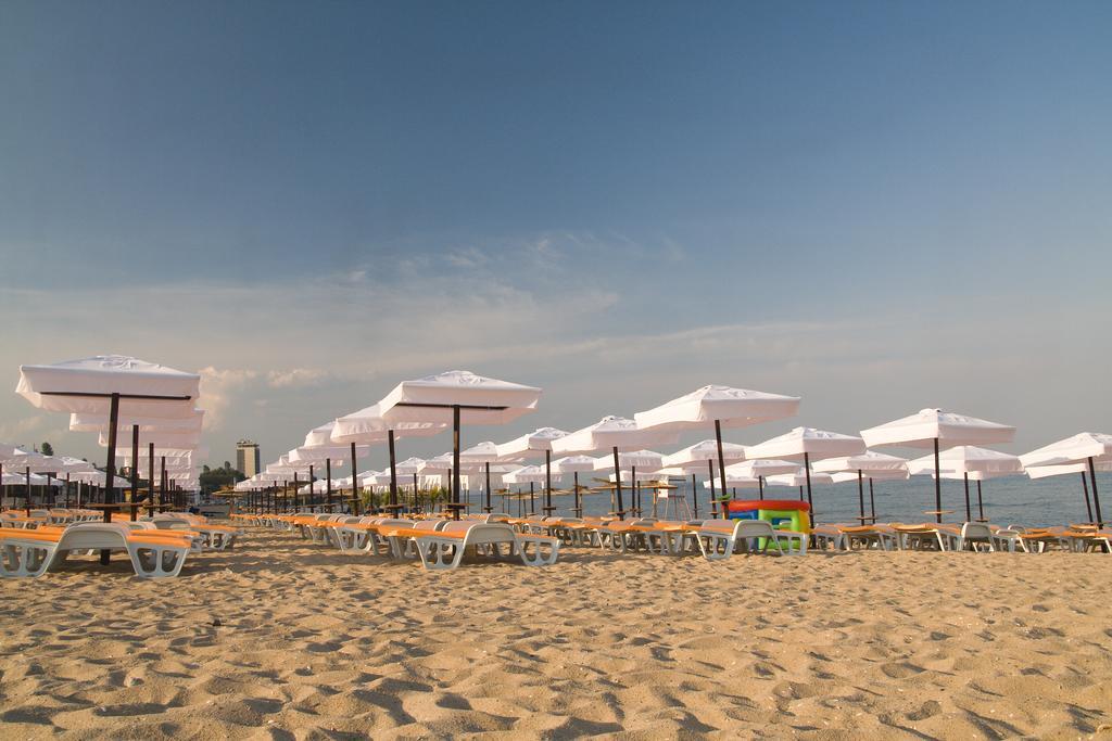 Bona Vita Hotel Golden Sands Eksteriør billede