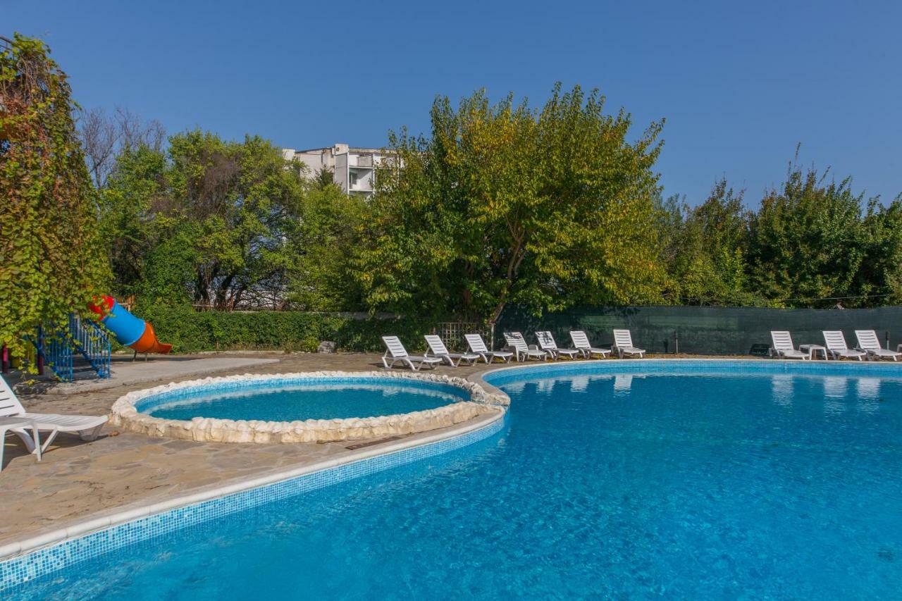 Bona Vita Hotel Golden Sands Eksteriør billede