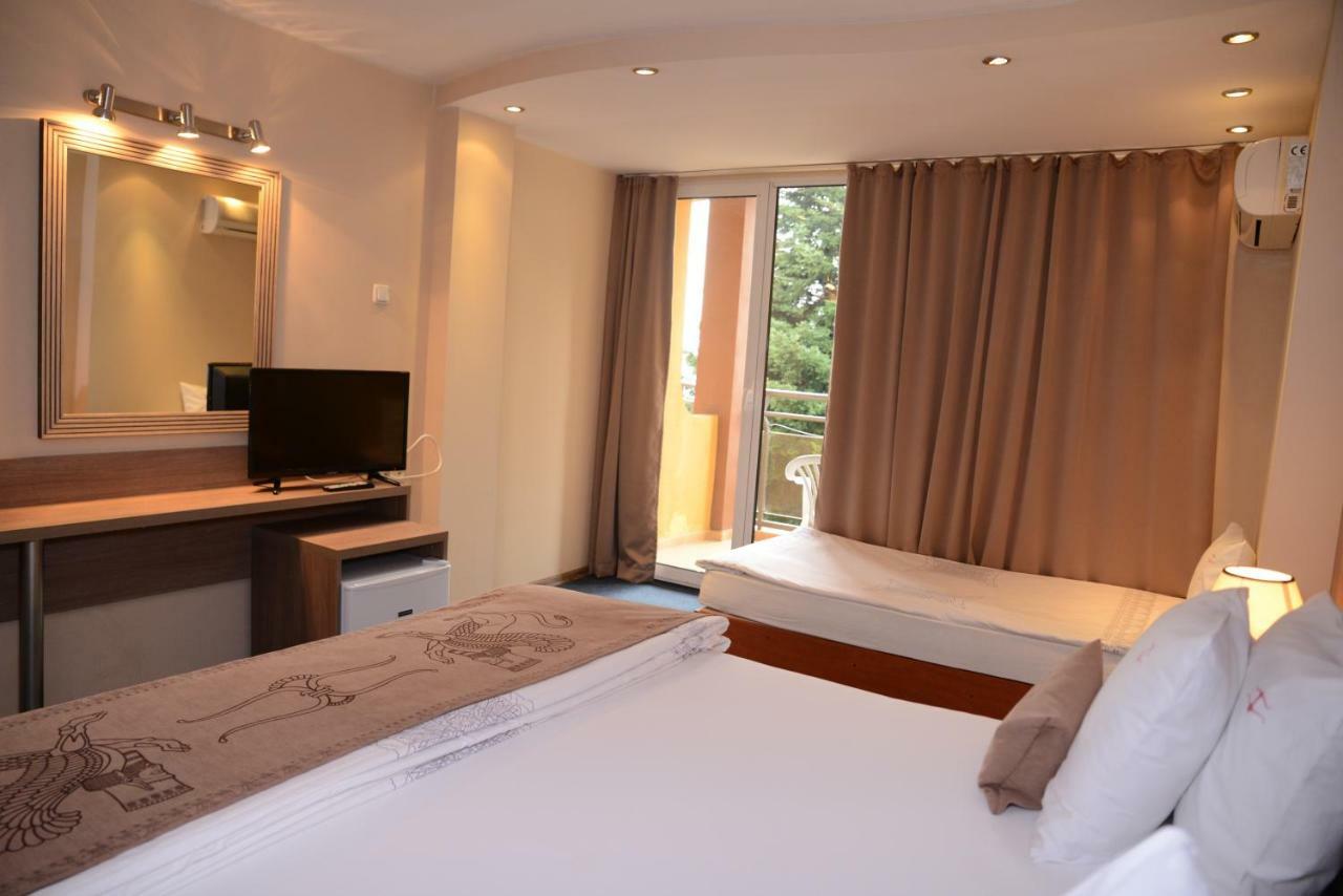Bona Vita Hotel Golden Sands Eksteriør billede
