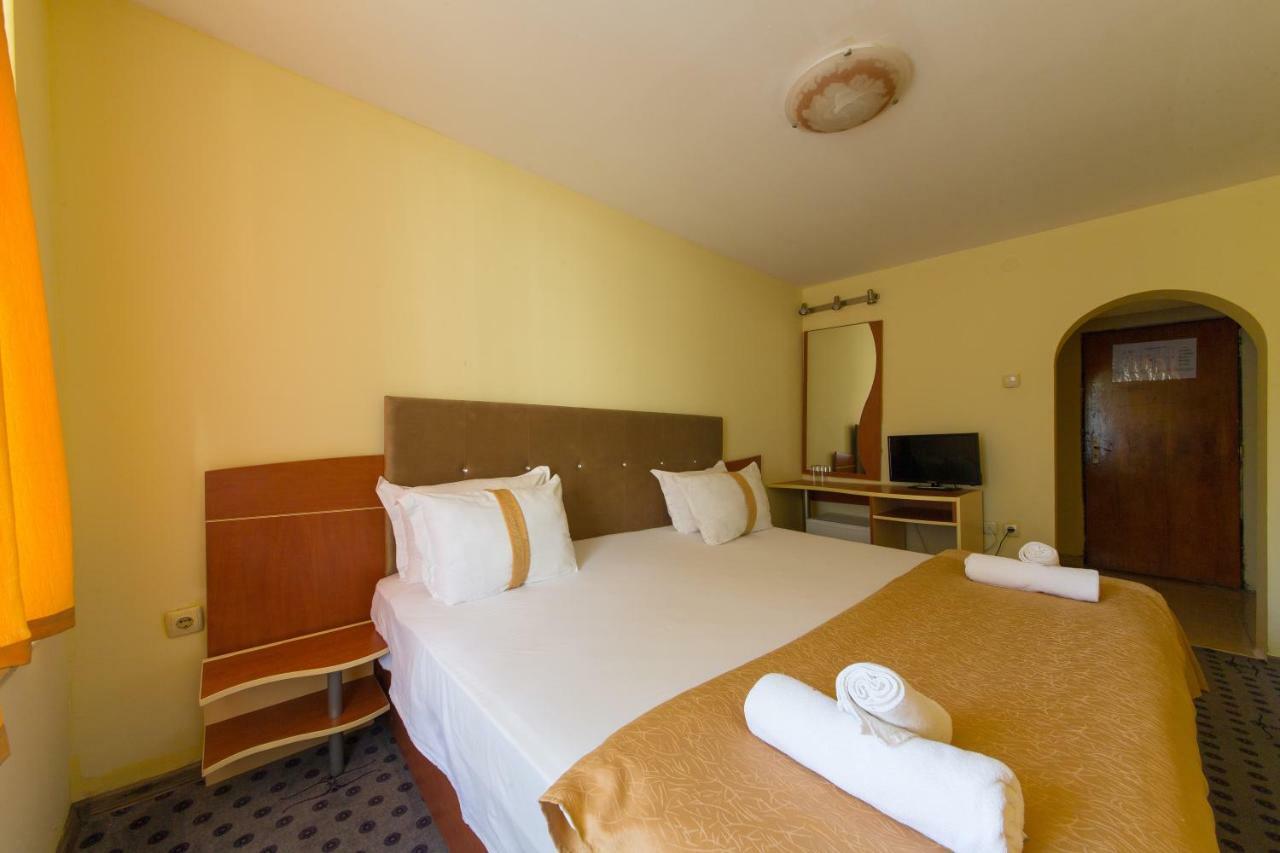 Bona Vita Hotel Golden Sands Eksteriør billede