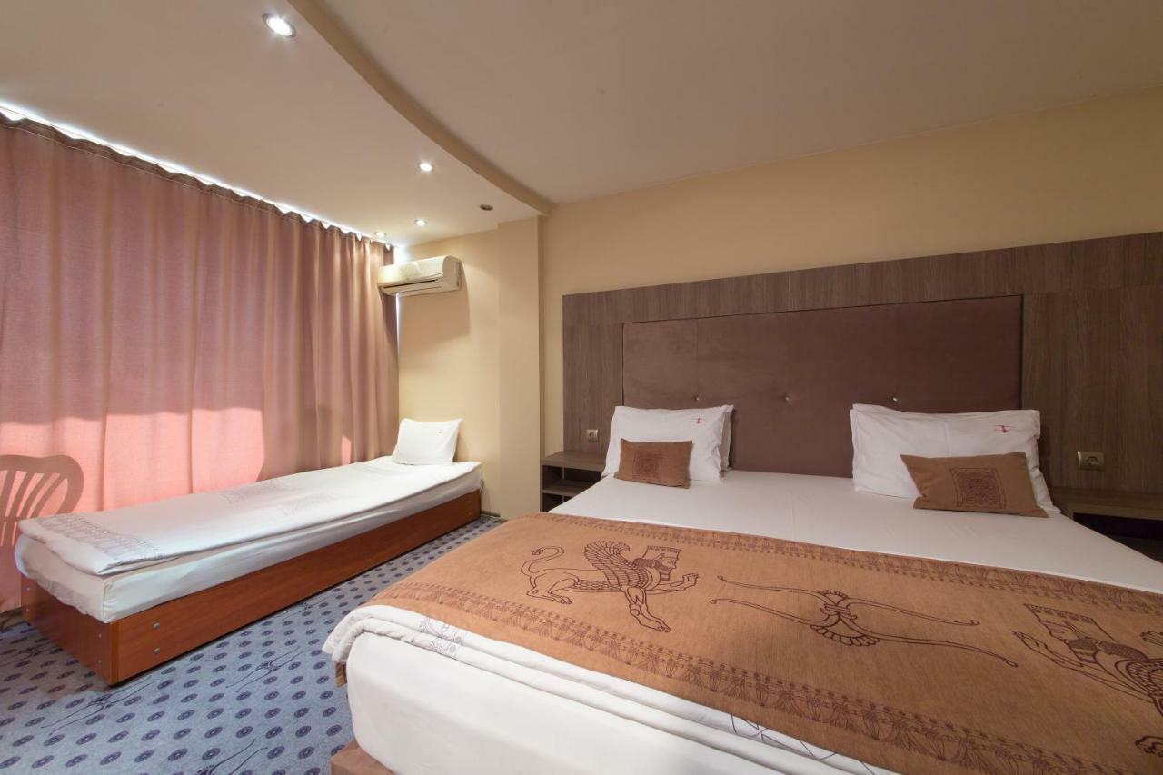 Bona Vita Hotel Golden Sands Eksteriør billede