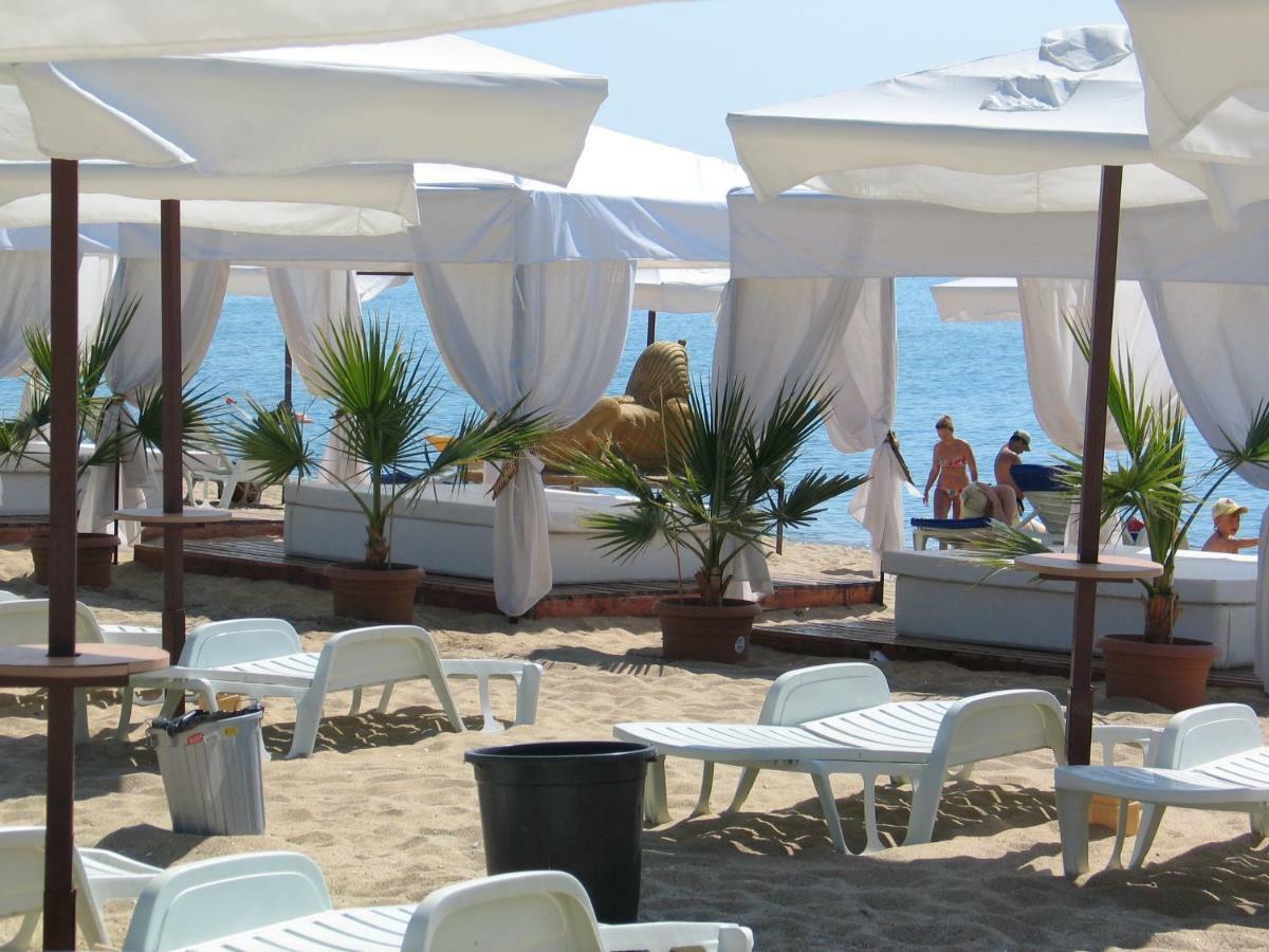 Bona Vita Hotel Golden Sands Eksteriør billede